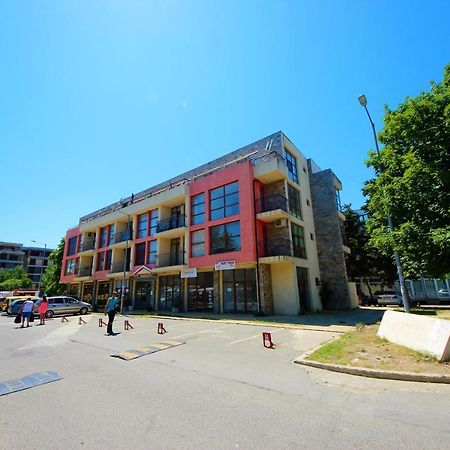 Menada Crystal Park Apartments ซันนีบีช ภายนอก รูปภาพ