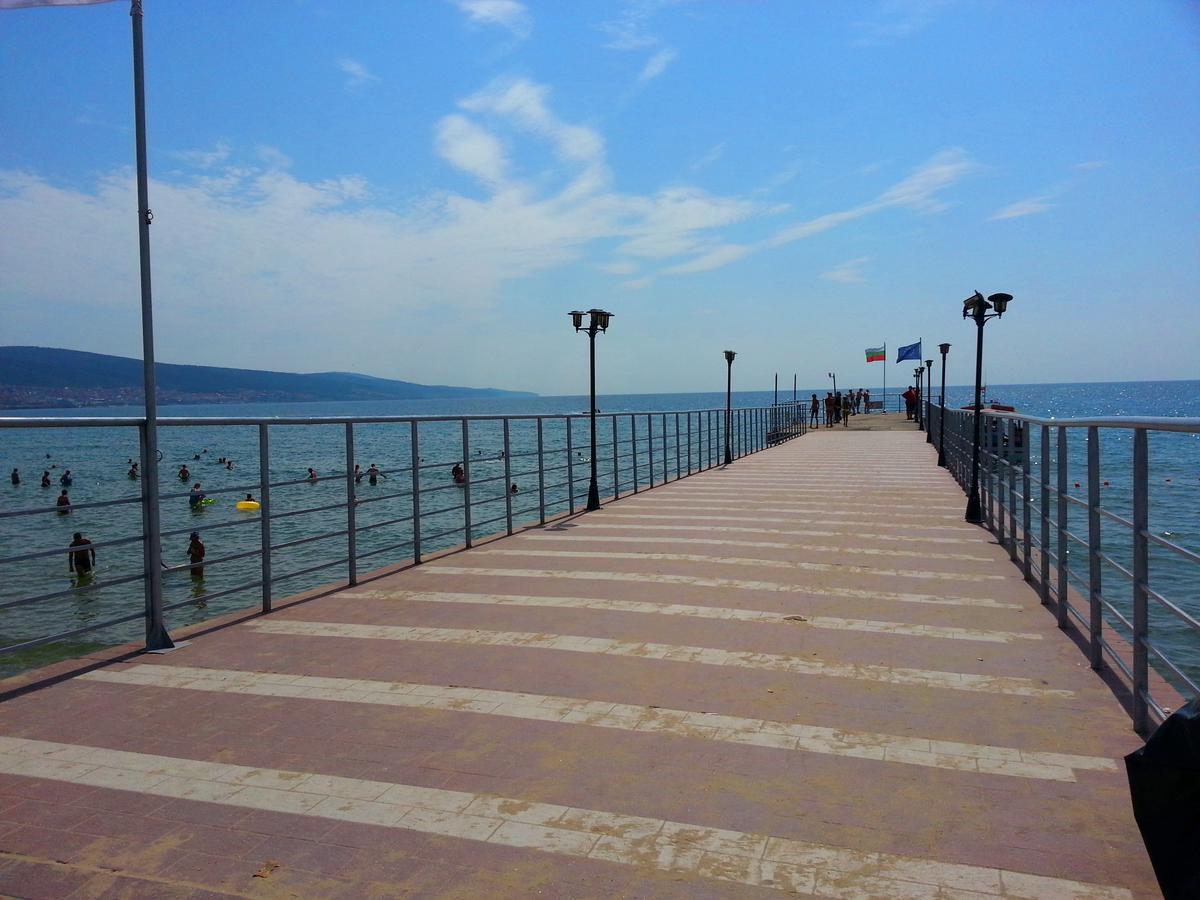 Menada Crystal Park Apartments ซันนีบีช ภายนอก รูปภาพ