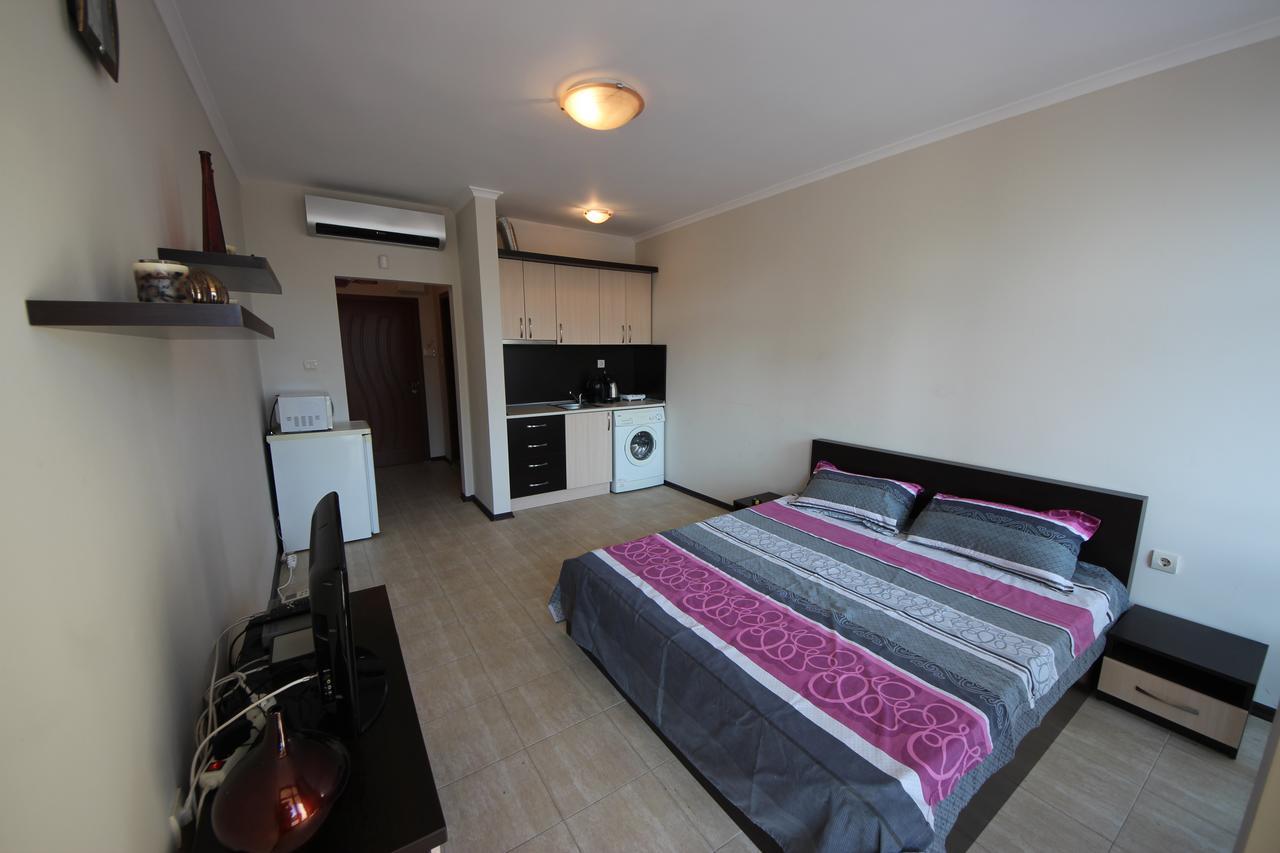 Menada Crystal Park Apartments ซันนีบีช ภายนอก รูปภาพ