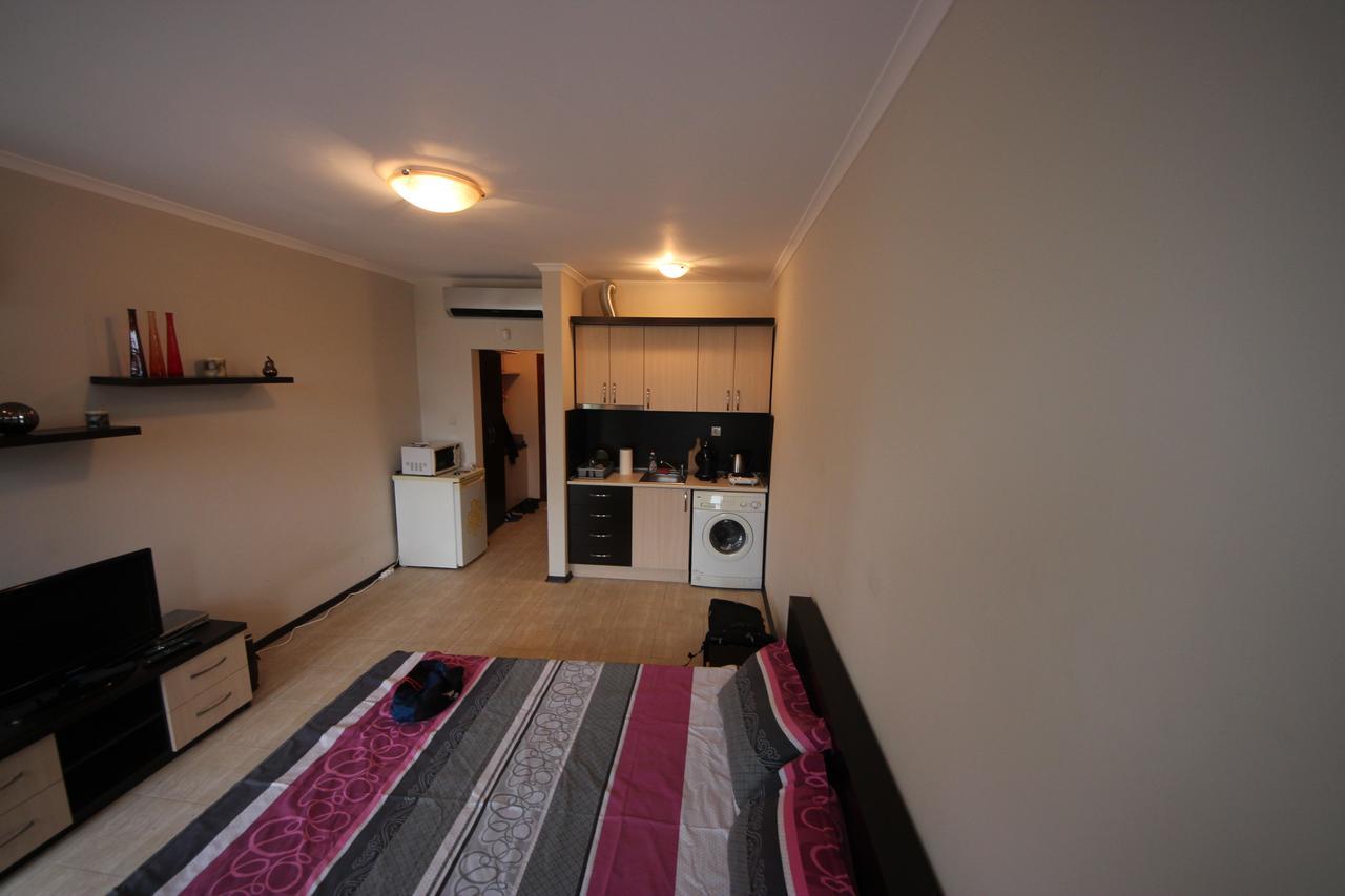 Menada Crystal Park Apartments ซันนีบีช ภายนอก รูปภาพ
